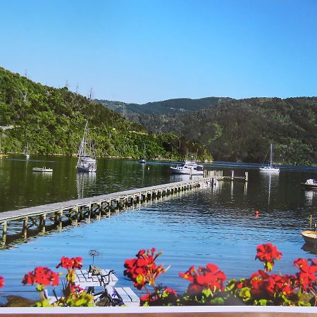 Waterfront Bed And Breakfast Пиктон Экстерьер фото
