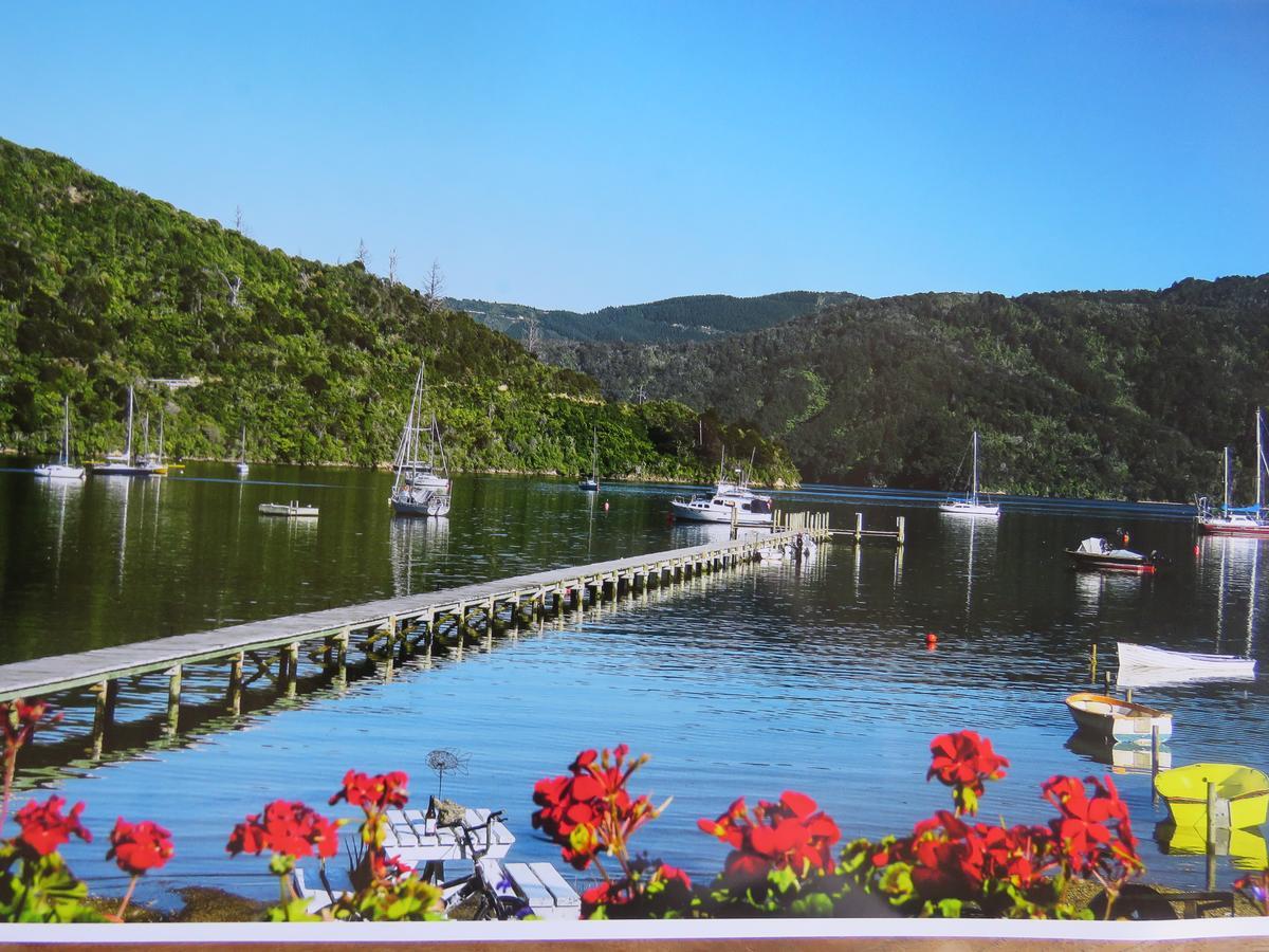 Waterfront Bed And Breakfast Пиктон Экстерьер фото